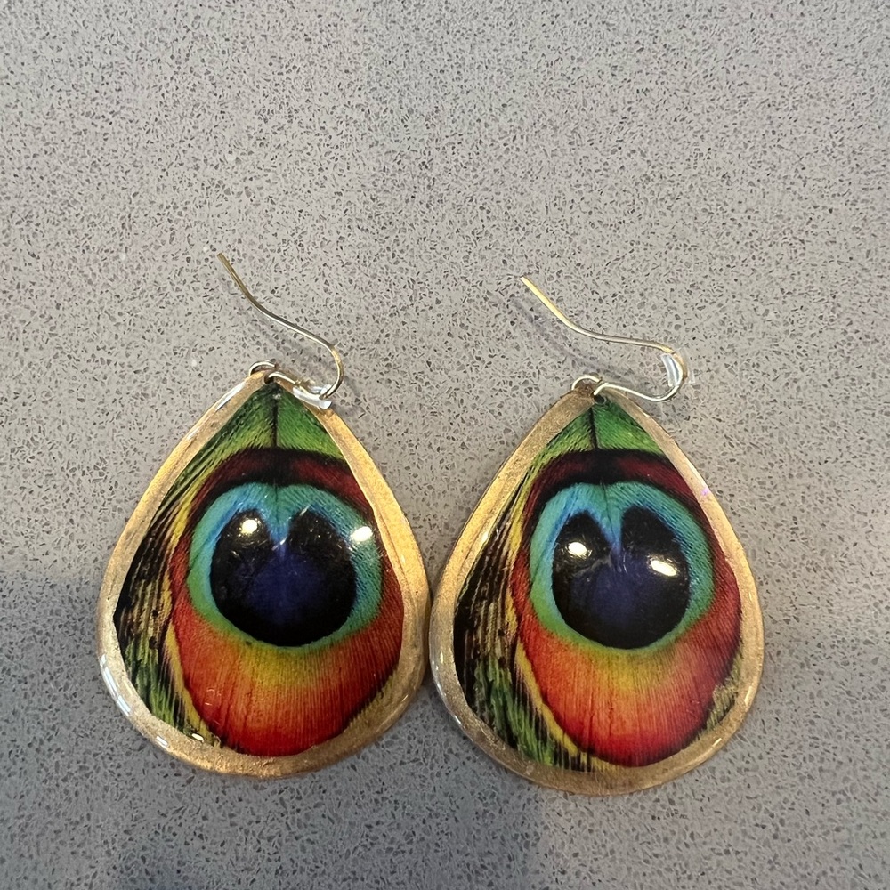 Peacock earrings NWOT